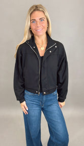 Downtown Drift Jacket (black)