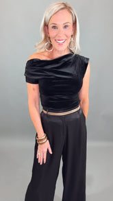 Velvet Rendezvous Top (black)
