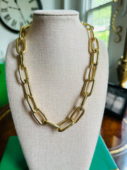 The Avenue Necklace