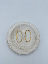 oval earring