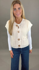 Chalet Charm Vest (off white)