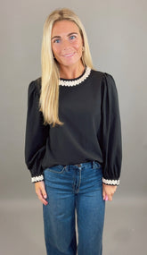 Uptown Charm Top (black)