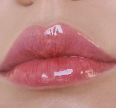 Glow Getter Hydrating Lip Oil (juicy red)