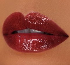 Glow Getter Hydrating Lip Oil (teaberry)