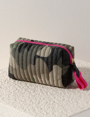 Ezra Small Cosmetic Pouch (camo)