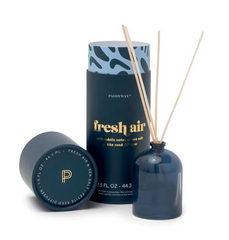 Petite Milky Glass Reed Diffuser (fresh air)