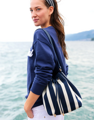 Isla Bucket Bag (navy)