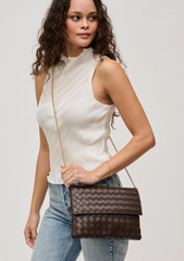 Ivy Woven Clutch (chocolate)