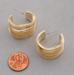 Waveform Hoop Earring