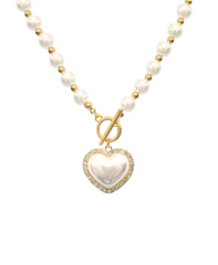 Hearts Aligned Pearl Necklace