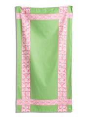 Giant Getaway Beach Towel