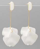 Petal Sway Earring