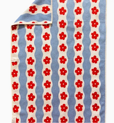 Betty: Double Sided Hand Towel