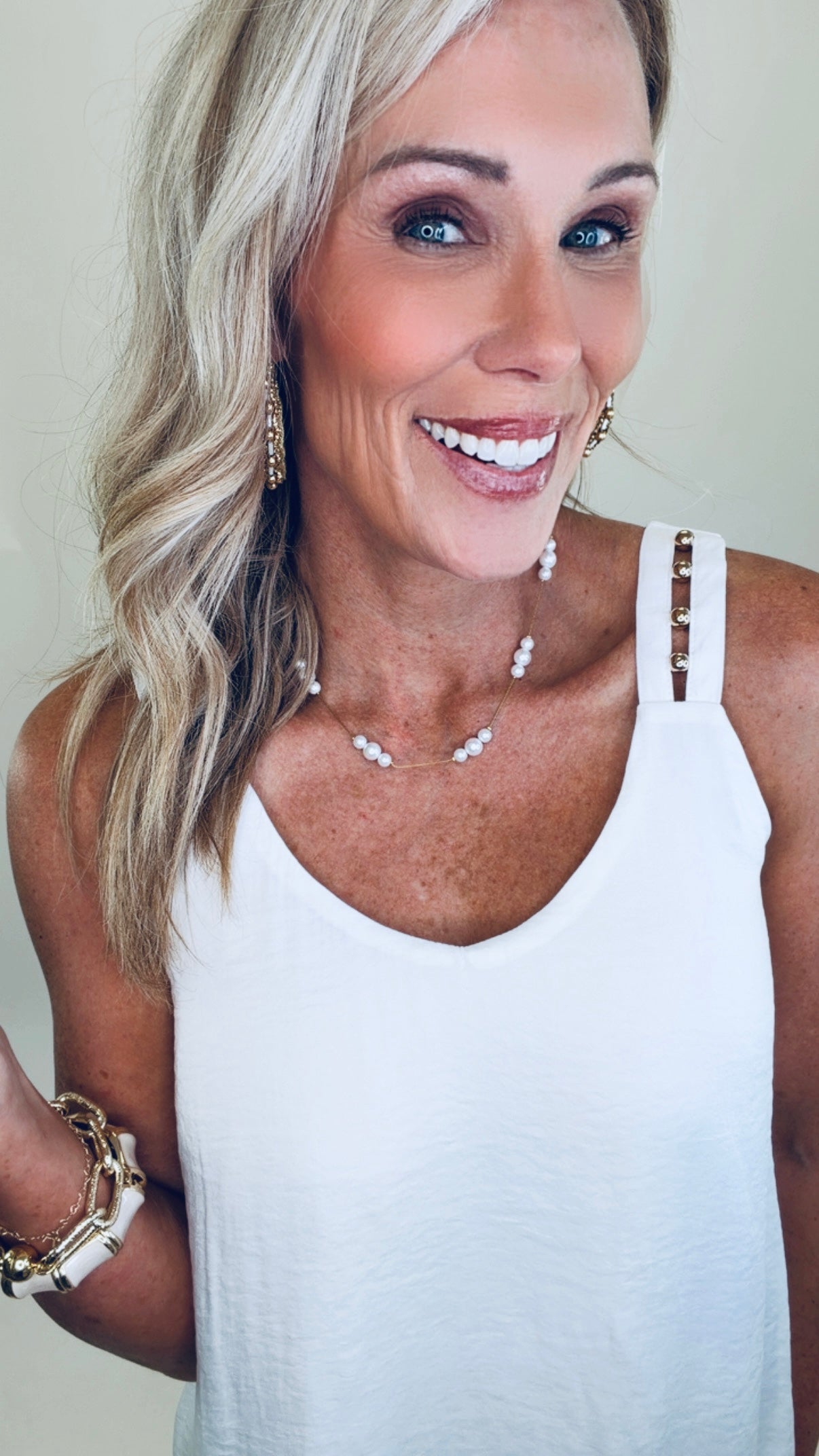Stud Statement Tank (white)
