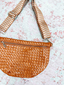 Woven Bum Bag (brown)