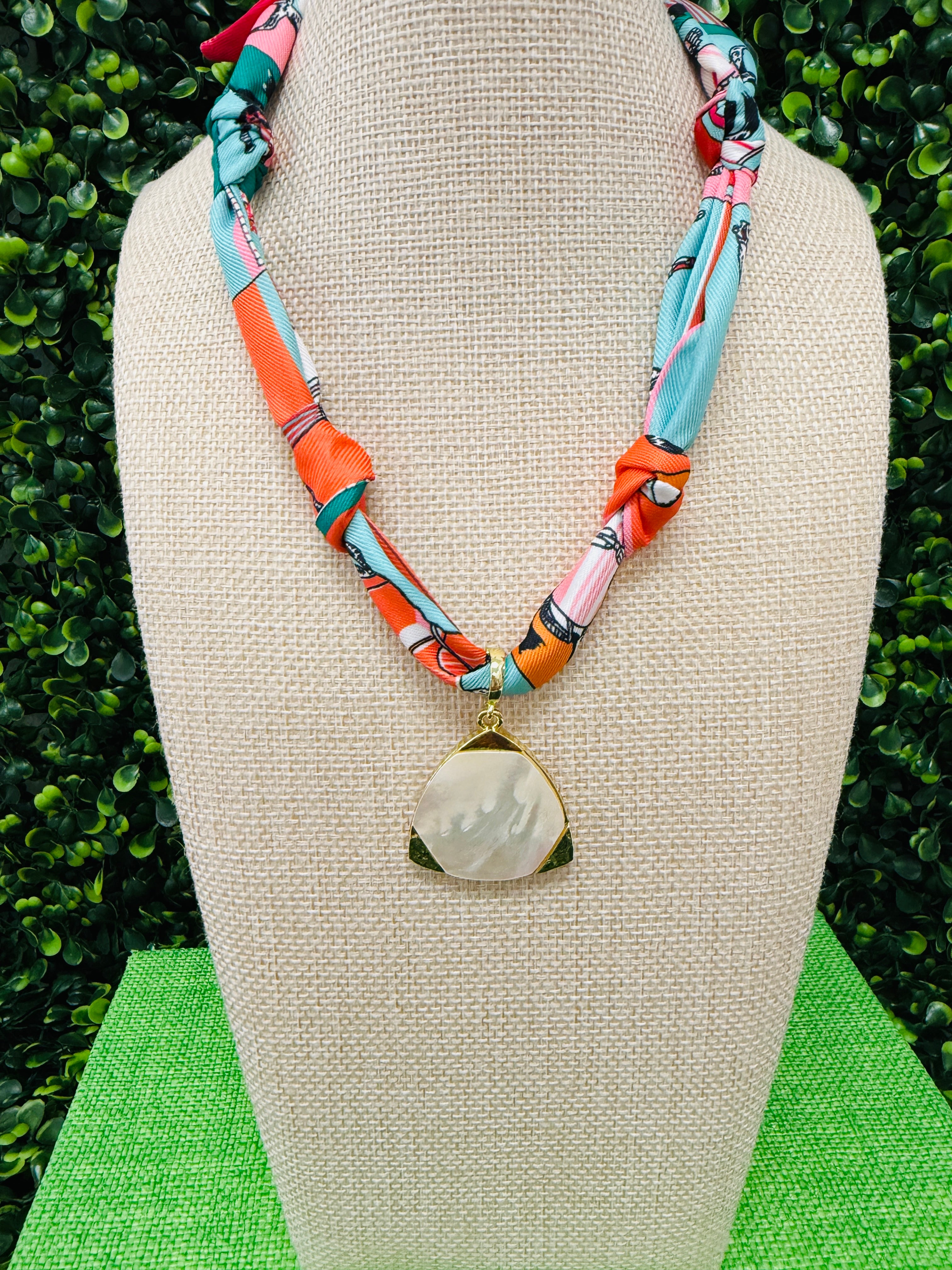 Charm Reins Scarf Necklace