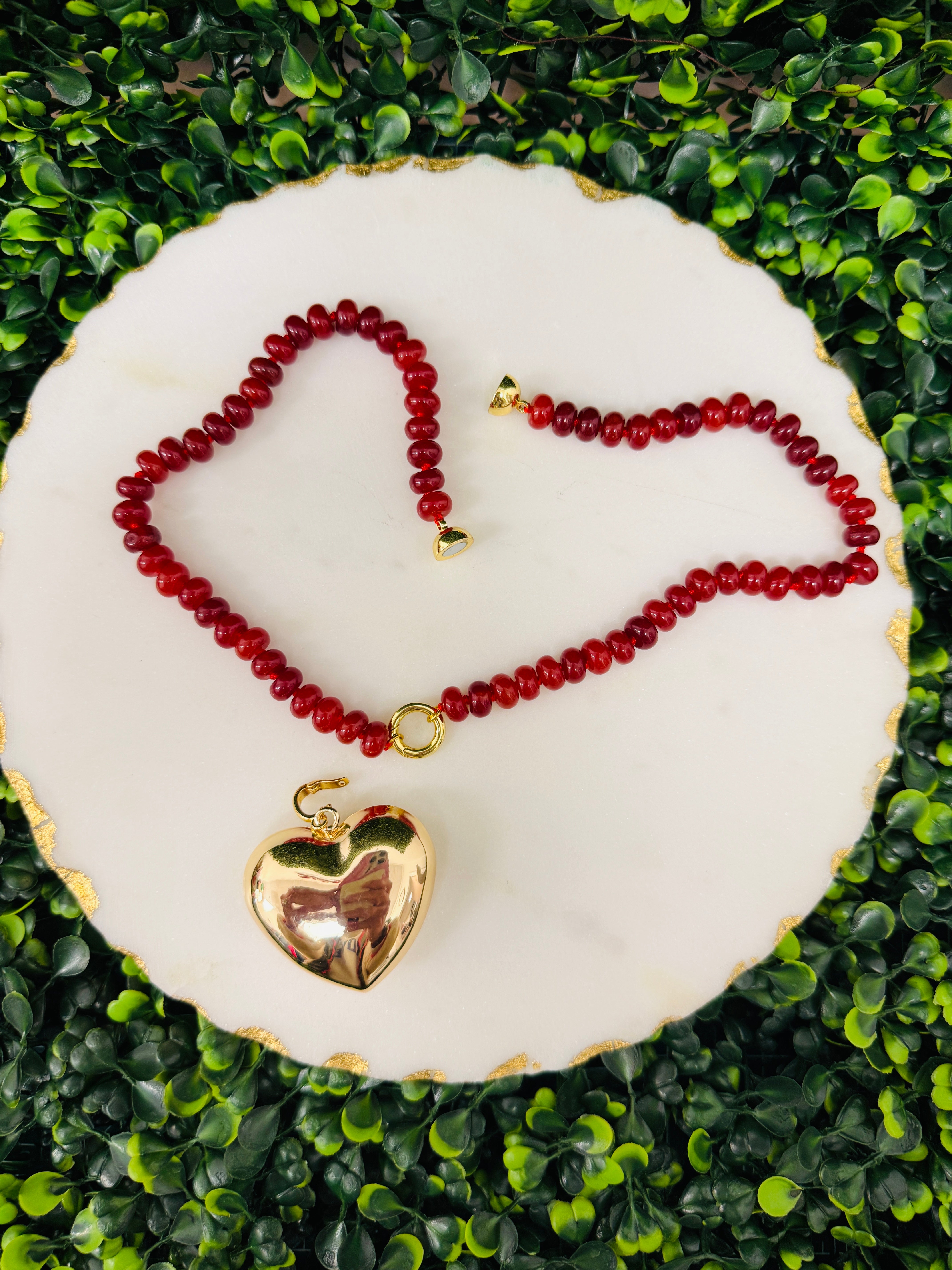 Bold Heart Bead Necklace