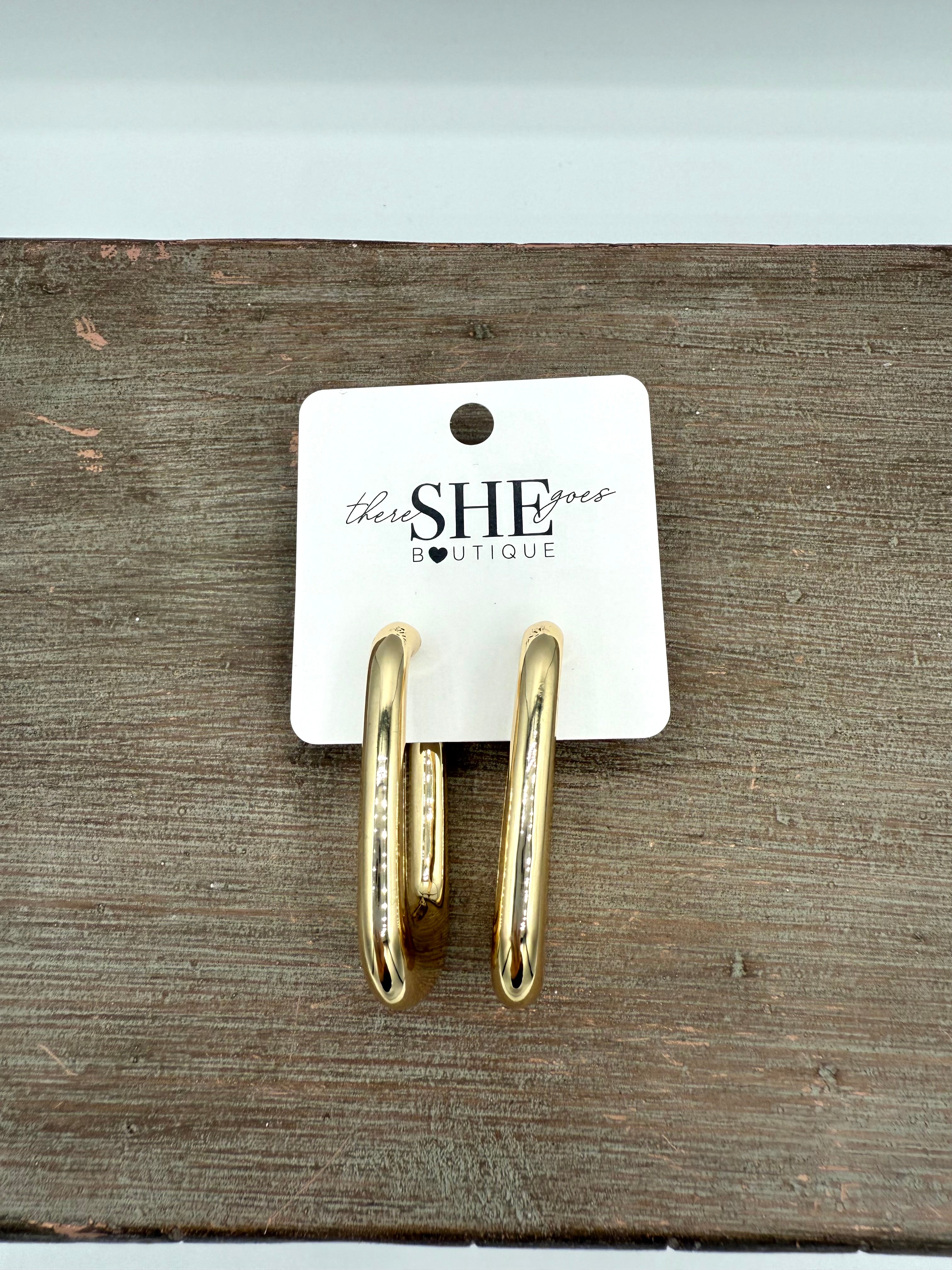 Golden Frame Earring