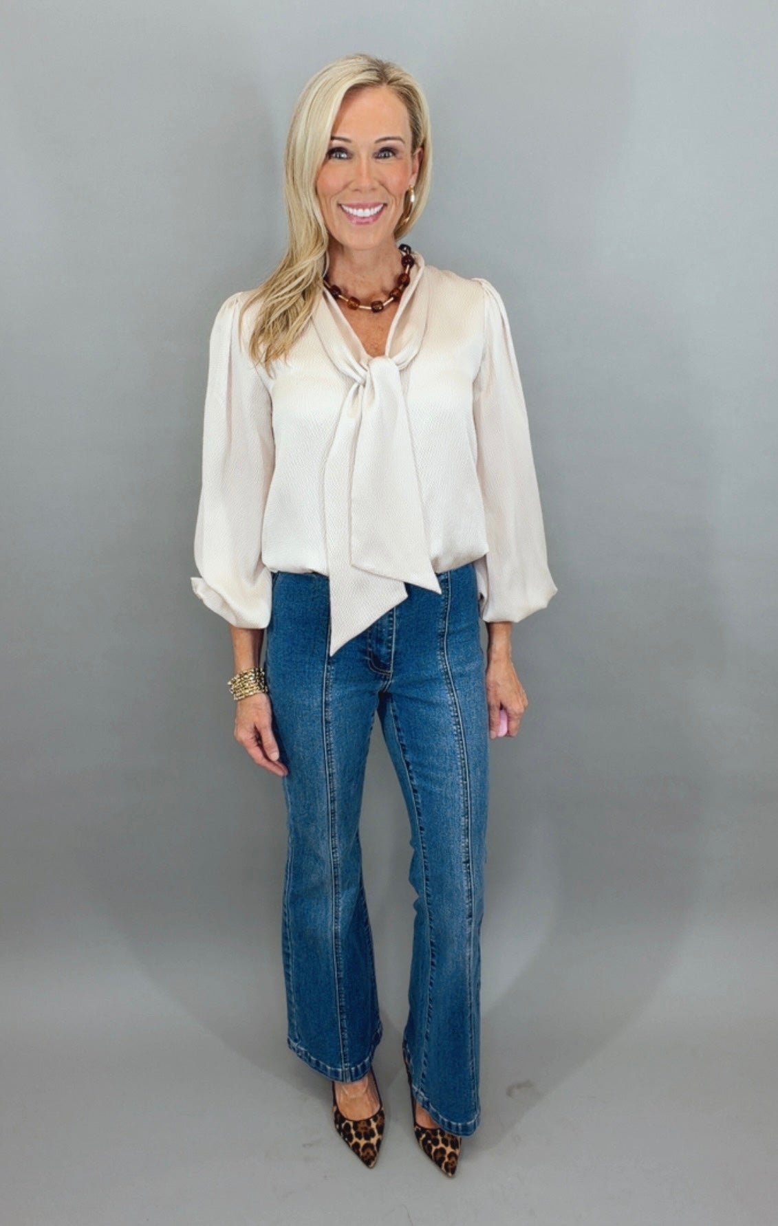 Chic Happens Top (champagne)