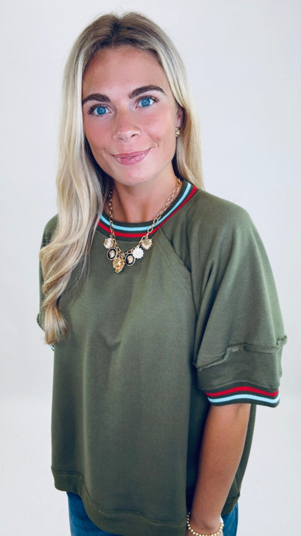 The Avenue Top (olive)