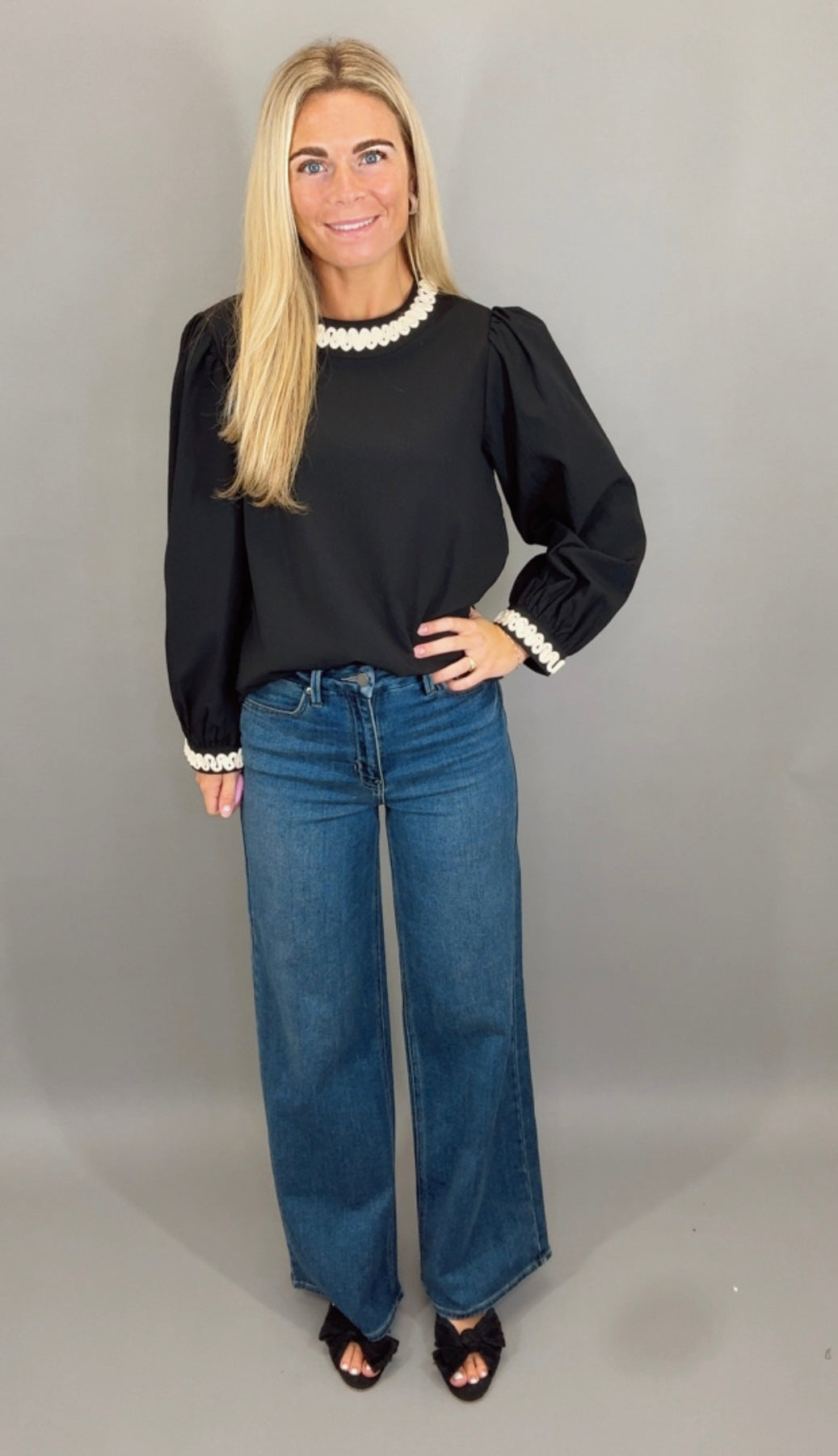 Uptown Charm Top (black)