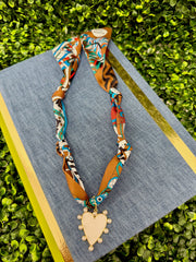Pearl Kiss Scarf Necklace