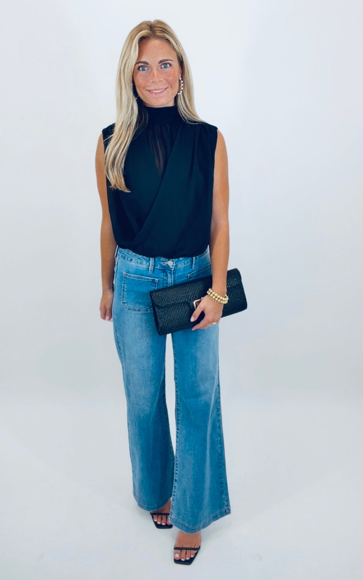 Mini Patch Pocket Wide Leg Jean (med denim)