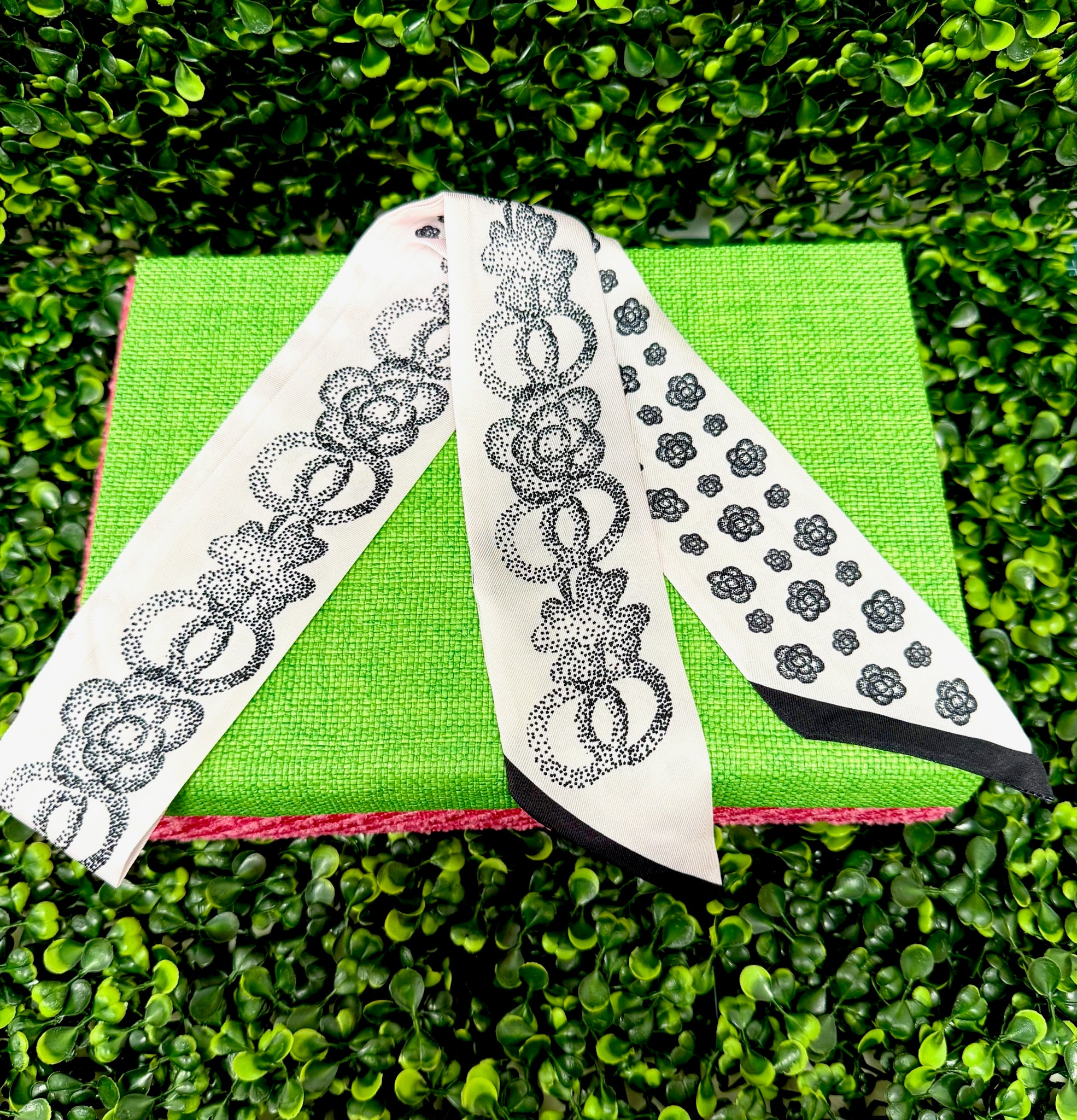 Charm Bar Twilly Scarf
