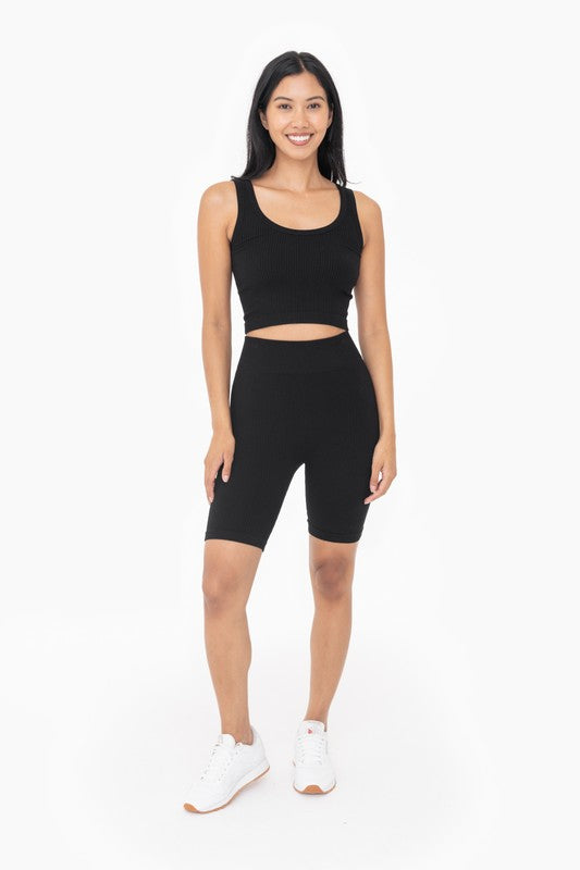 The Sarah Crop Top (black)