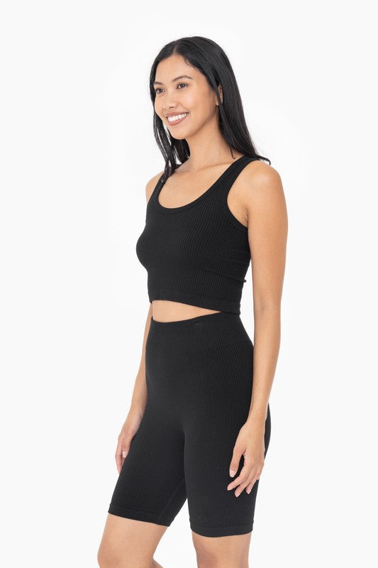 The Sarah Crop Top (black)