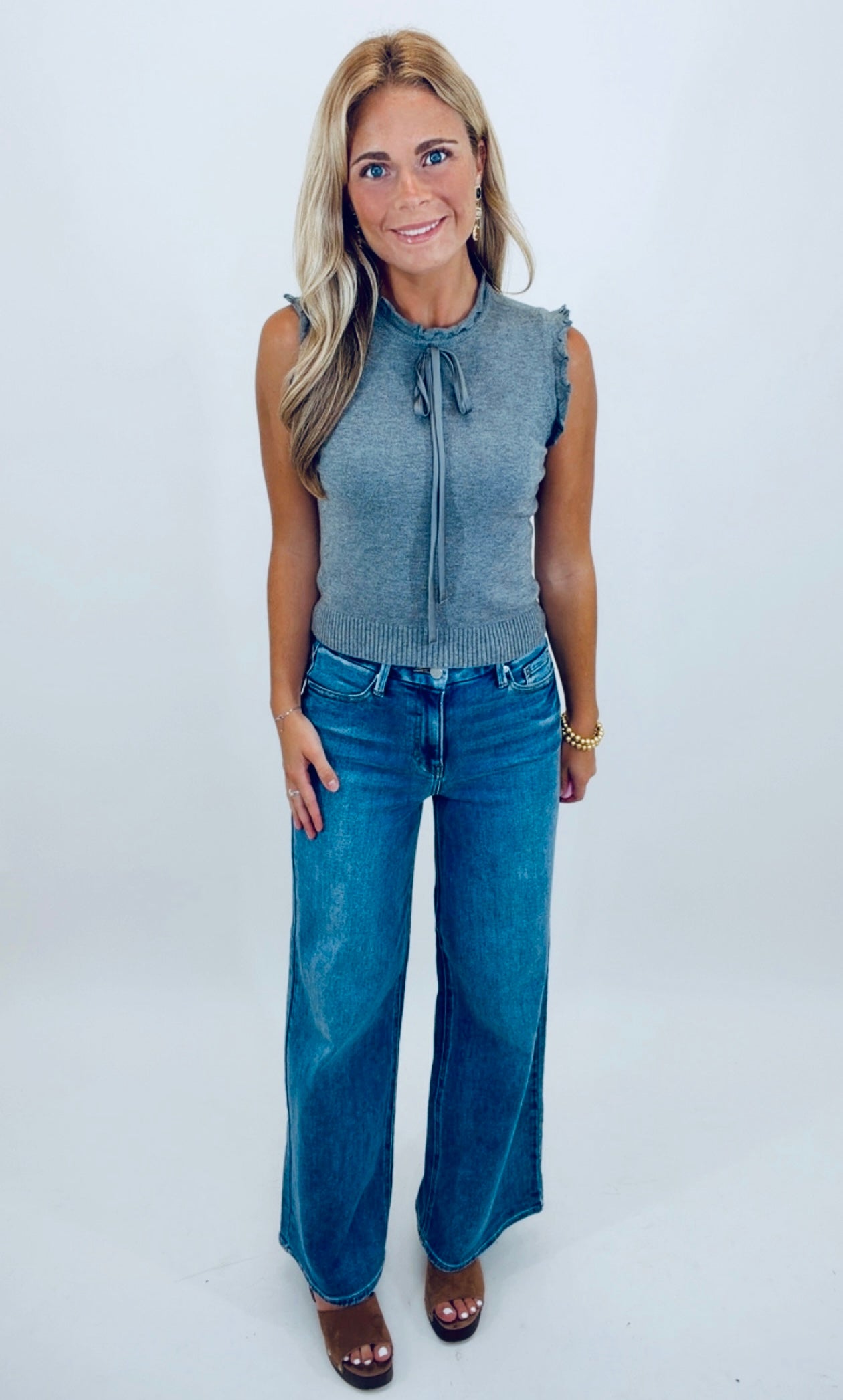 Chic Detail Top (grey)