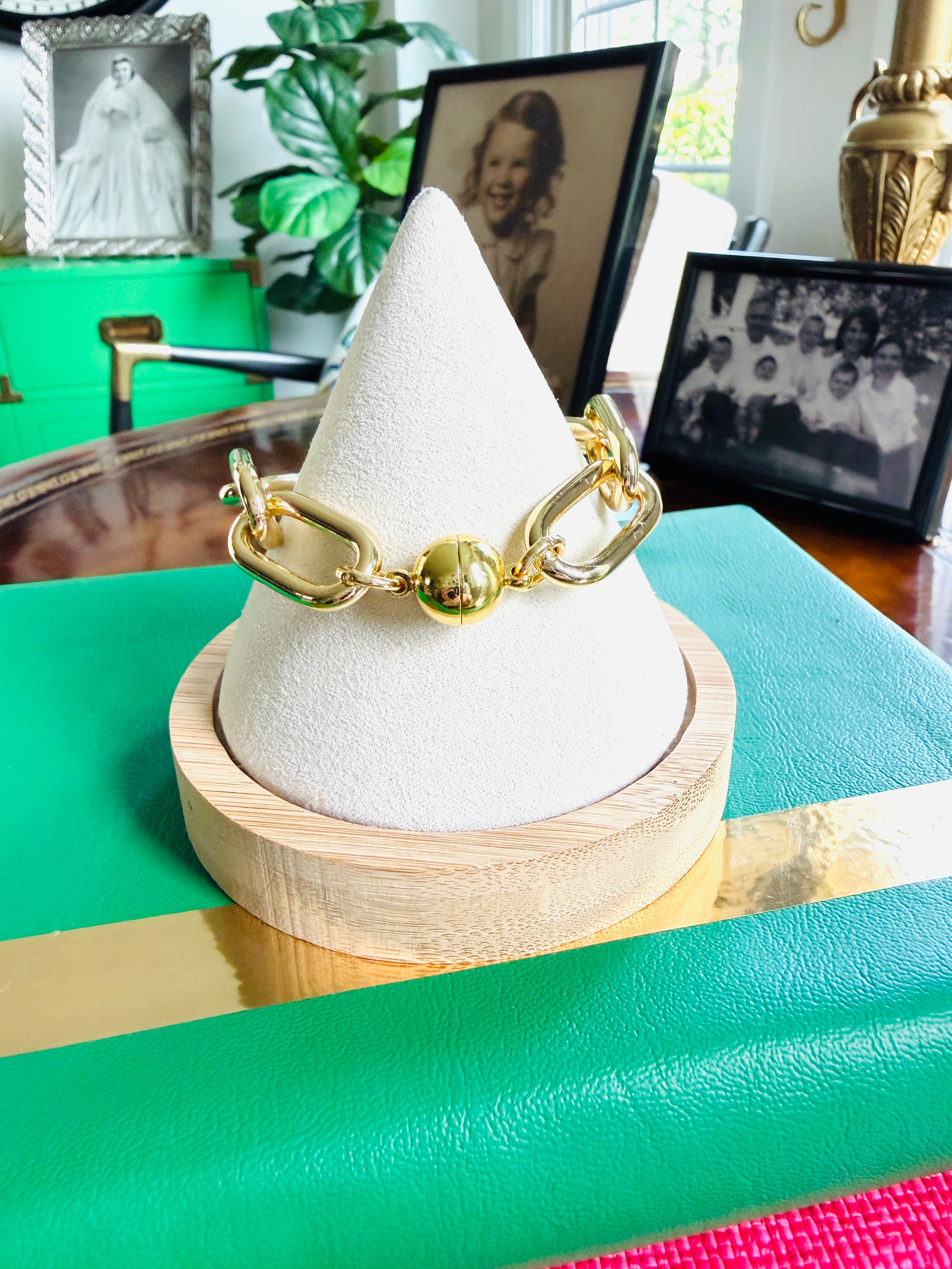The Avenue Bracelet