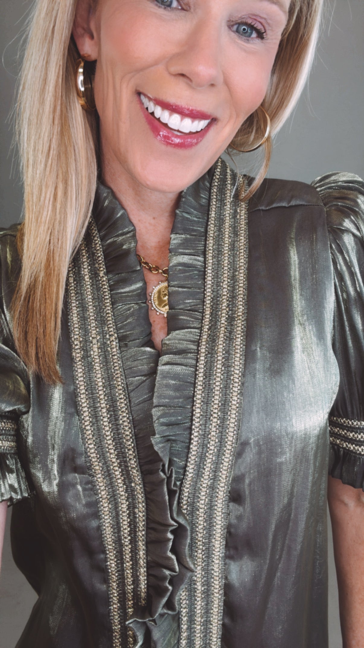 Radiant Ruffle Top (olive)