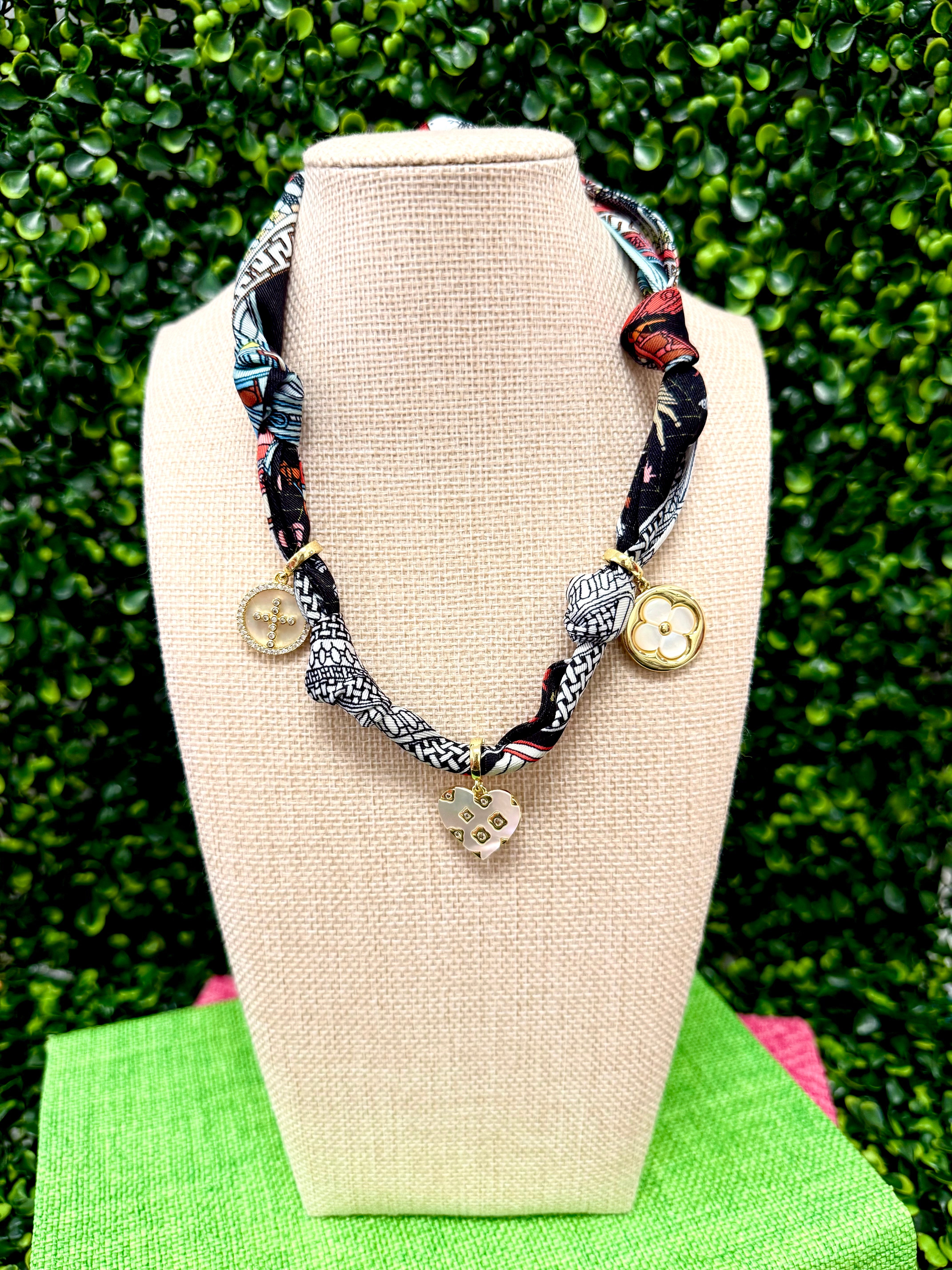 Sweet Emblem Scarf Necklace