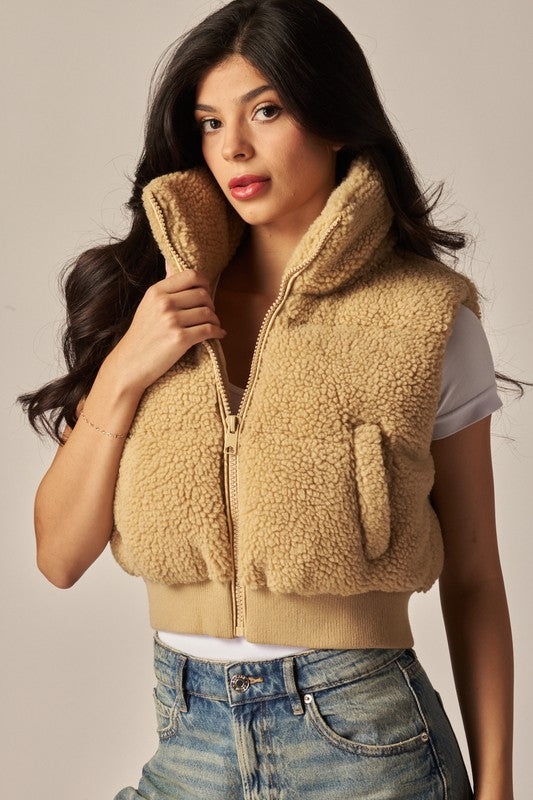 Asher Sherpa Vest (camel)