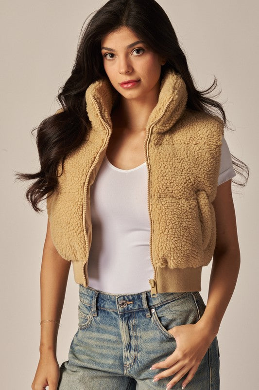 Asher Sherpa Vest (camel)