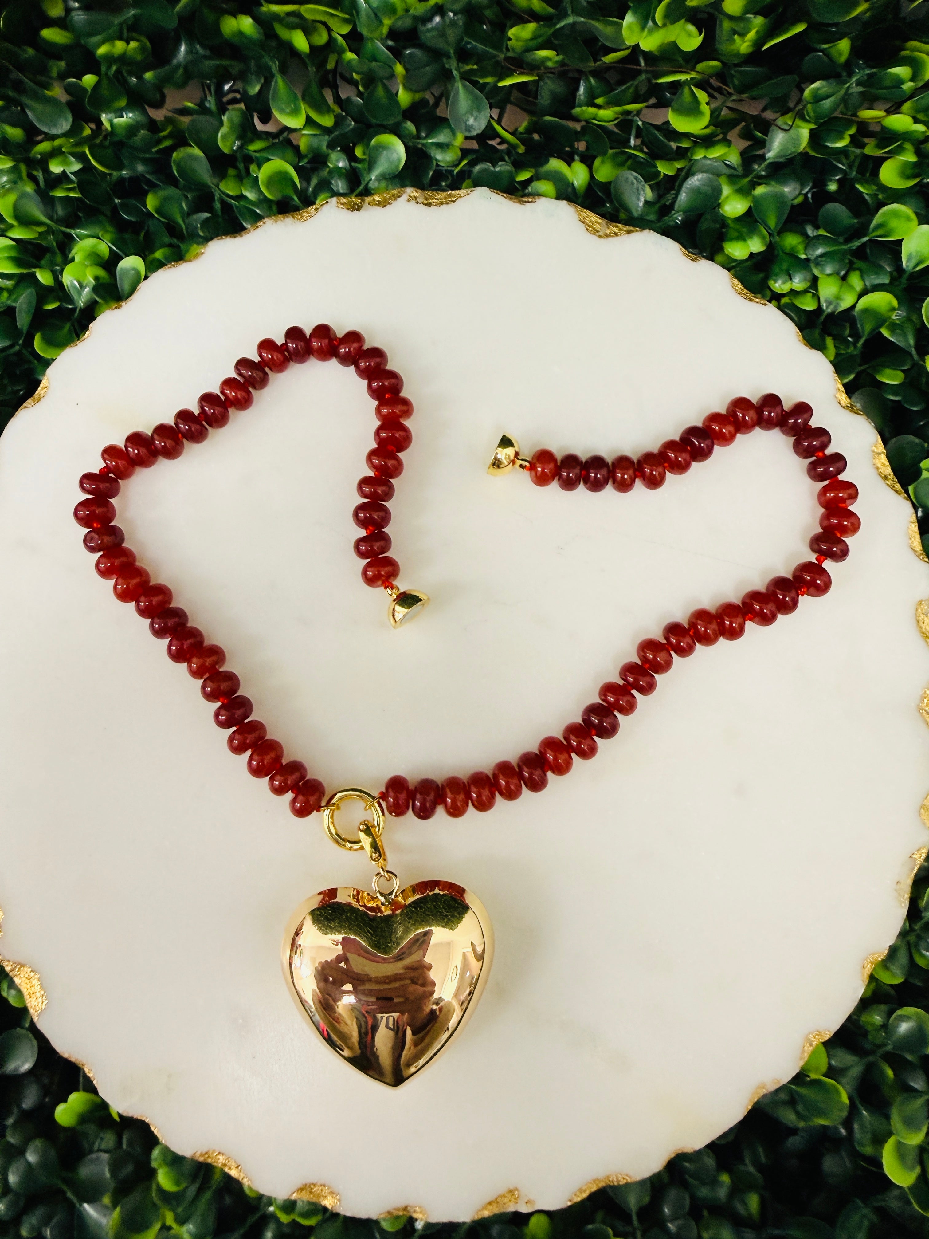 Bold Heart Bead Necklace