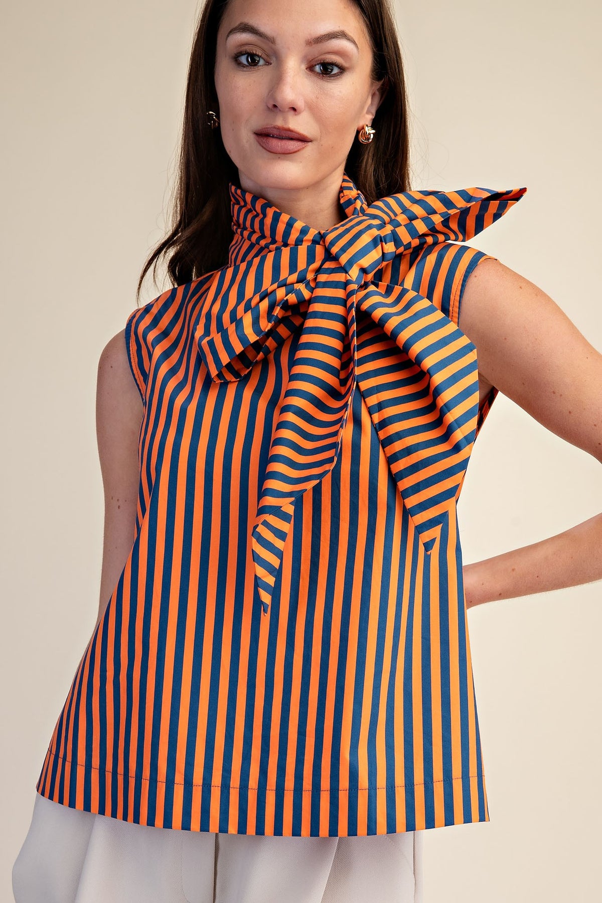 Touchdown Twist Top
