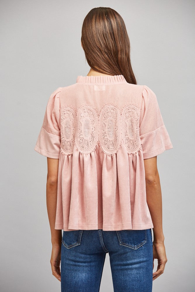 Delicate Details Top (blush)