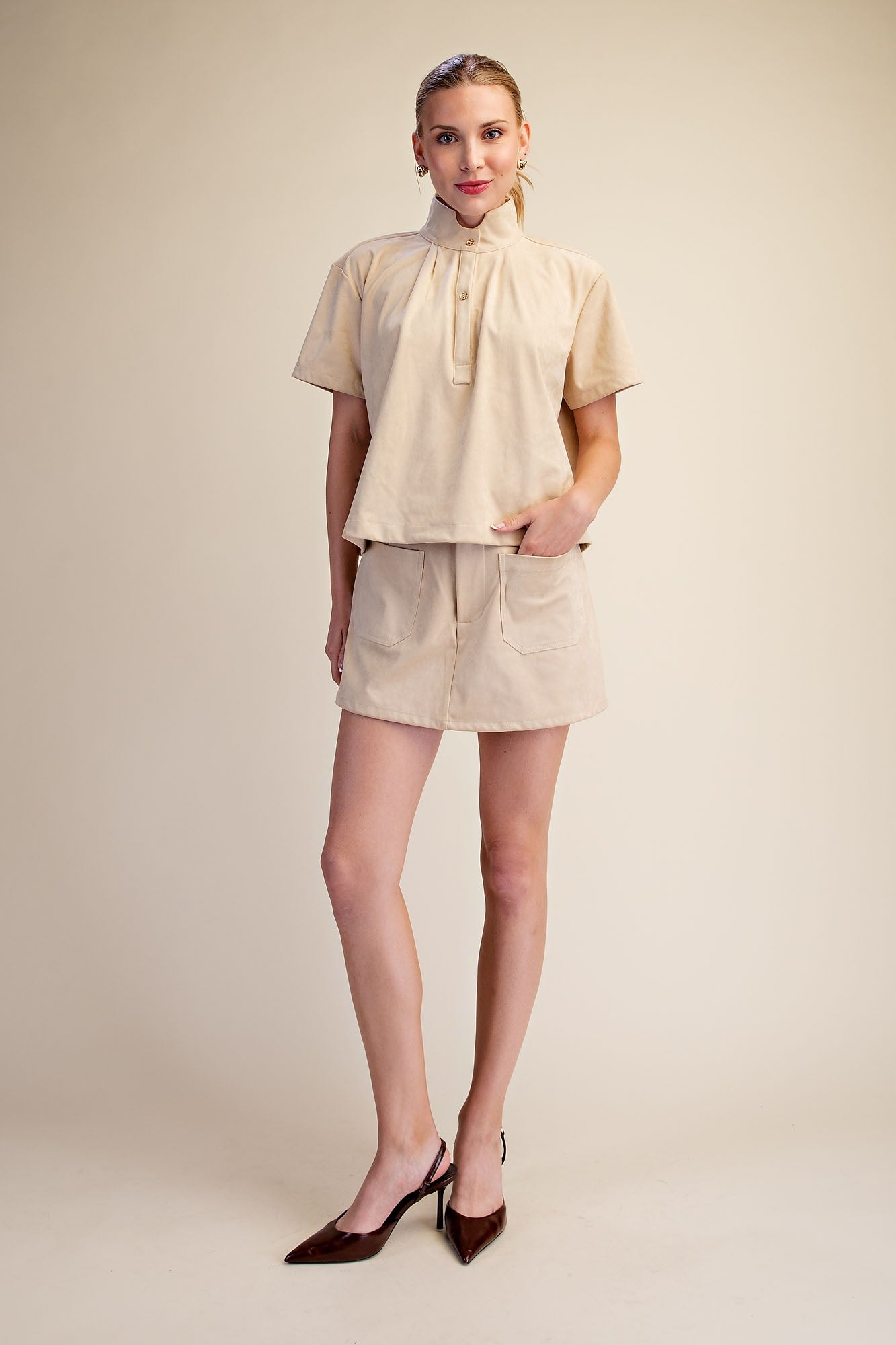 Sweet on Suede Top (beige)