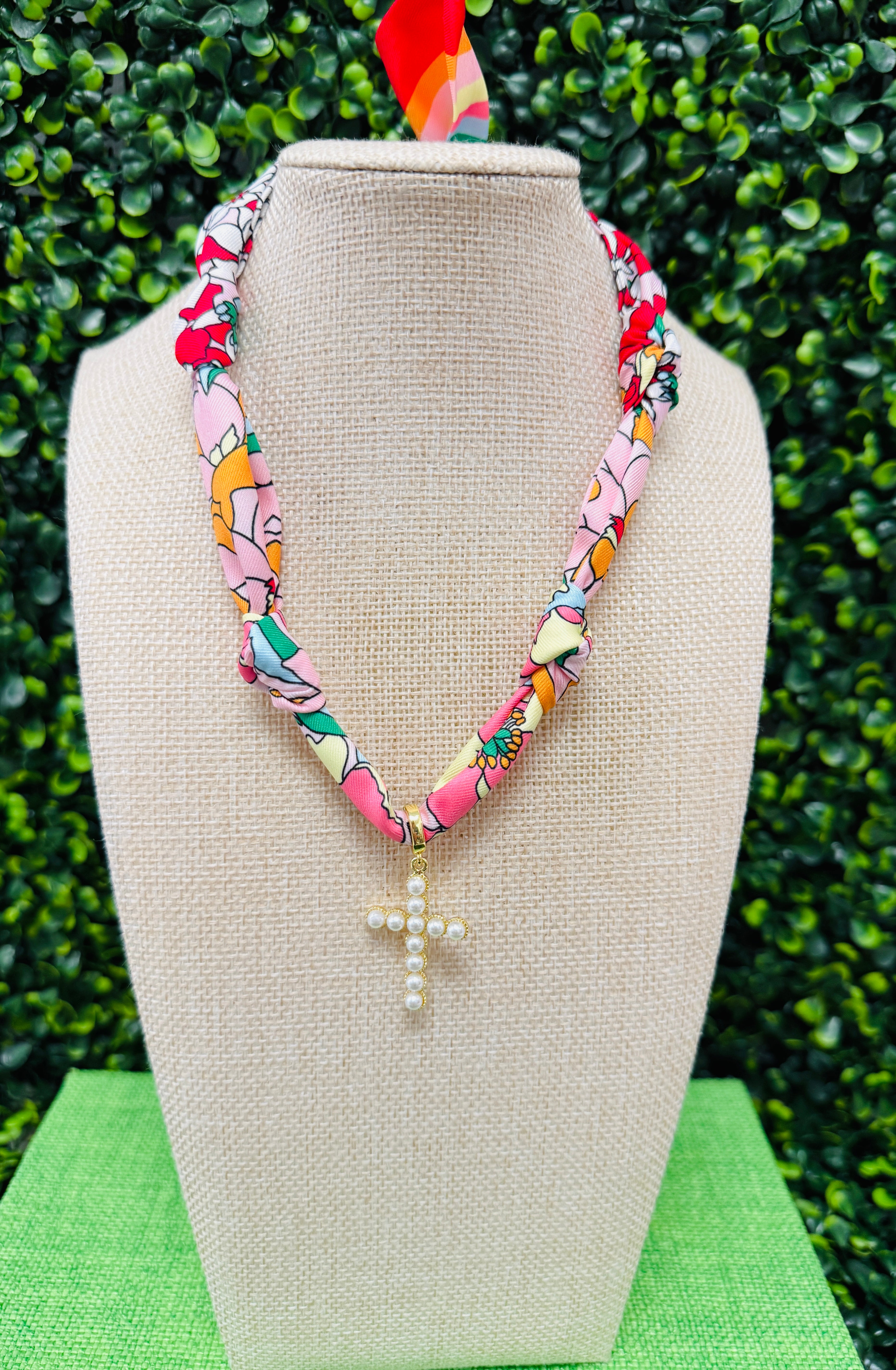 Sunday Bloom Scarf Necklace