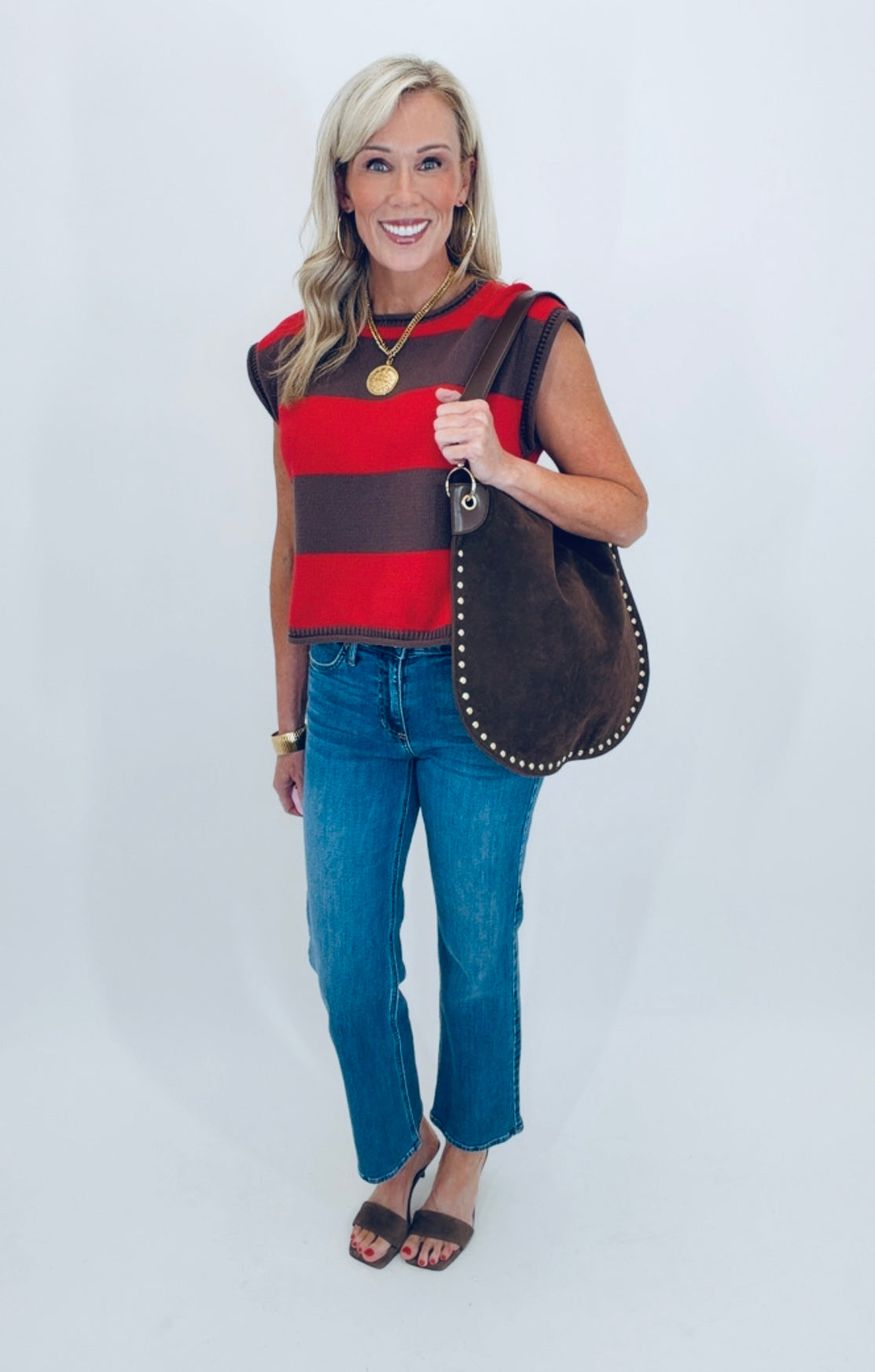 Cape Cottage Sweater (brown/red)
