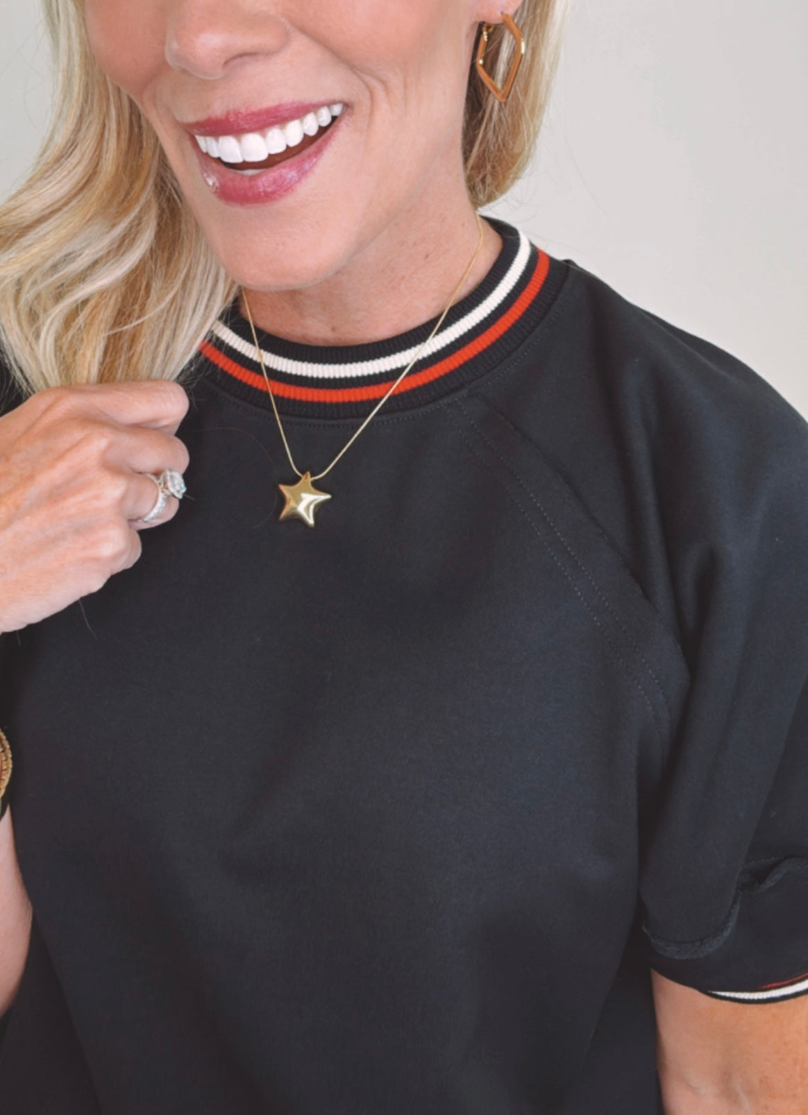 The Avenue Top (black)