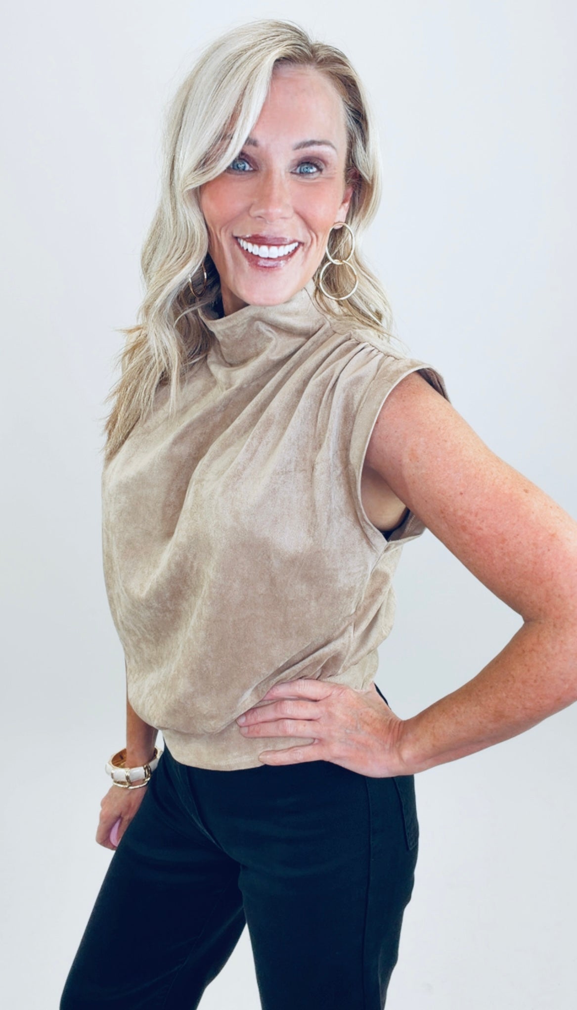 Soft Spoken Top (taupe)