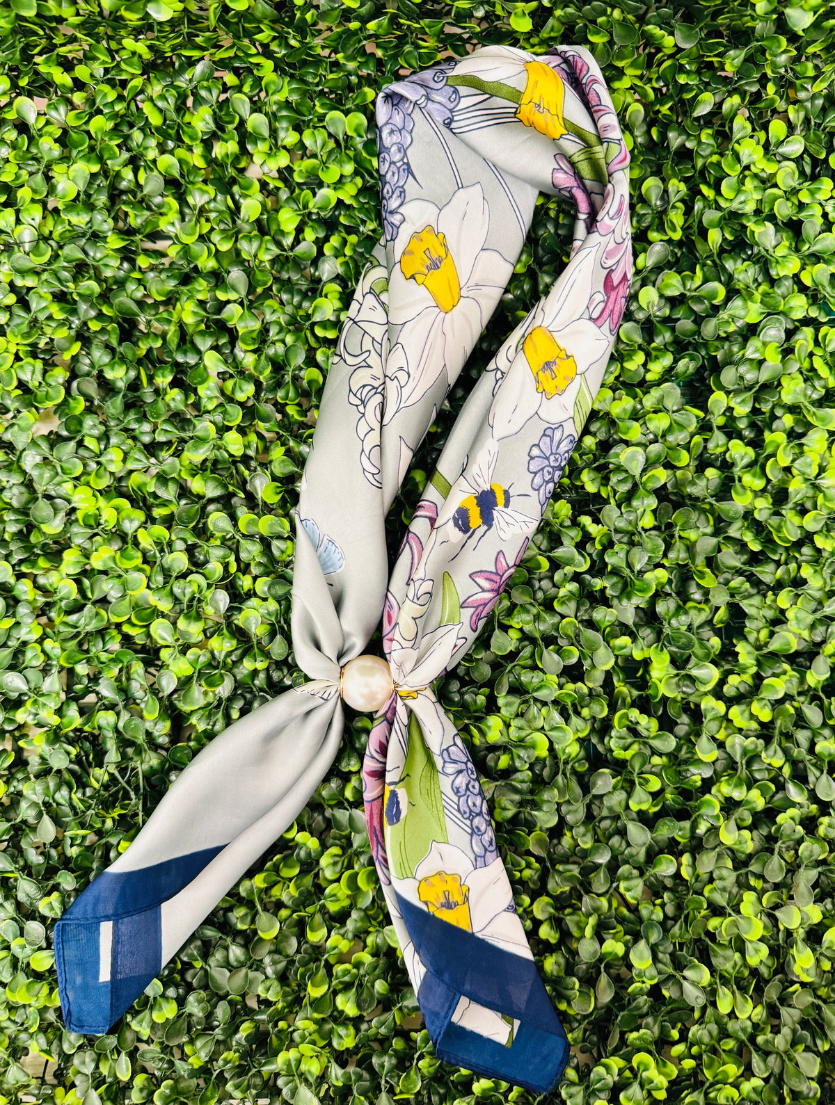 Pearl Lock Scarf Necklace