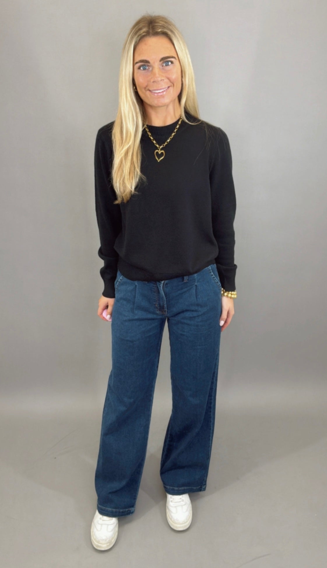 Monroe Sweater (black)