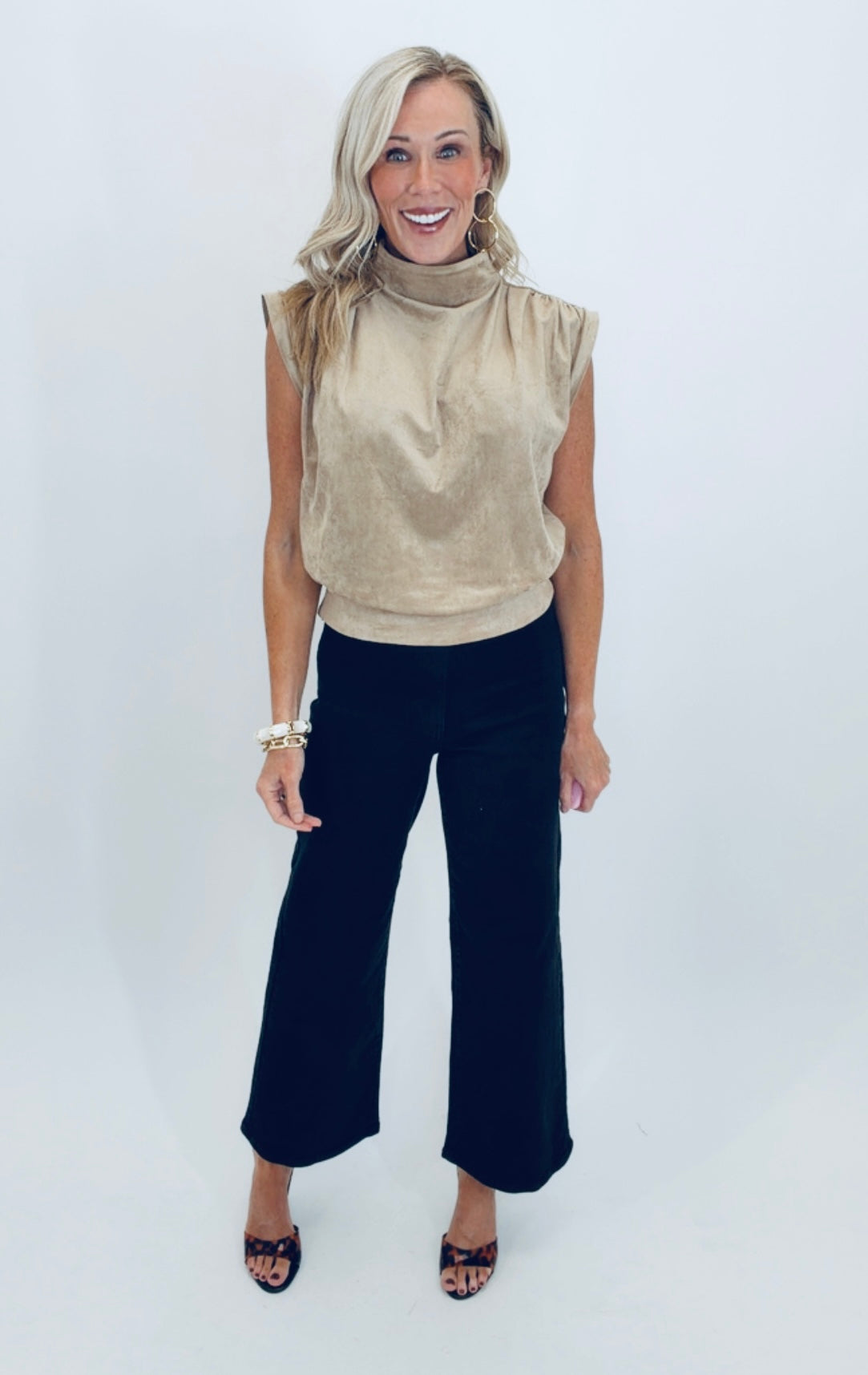 Soft Spoken Top (taupe)