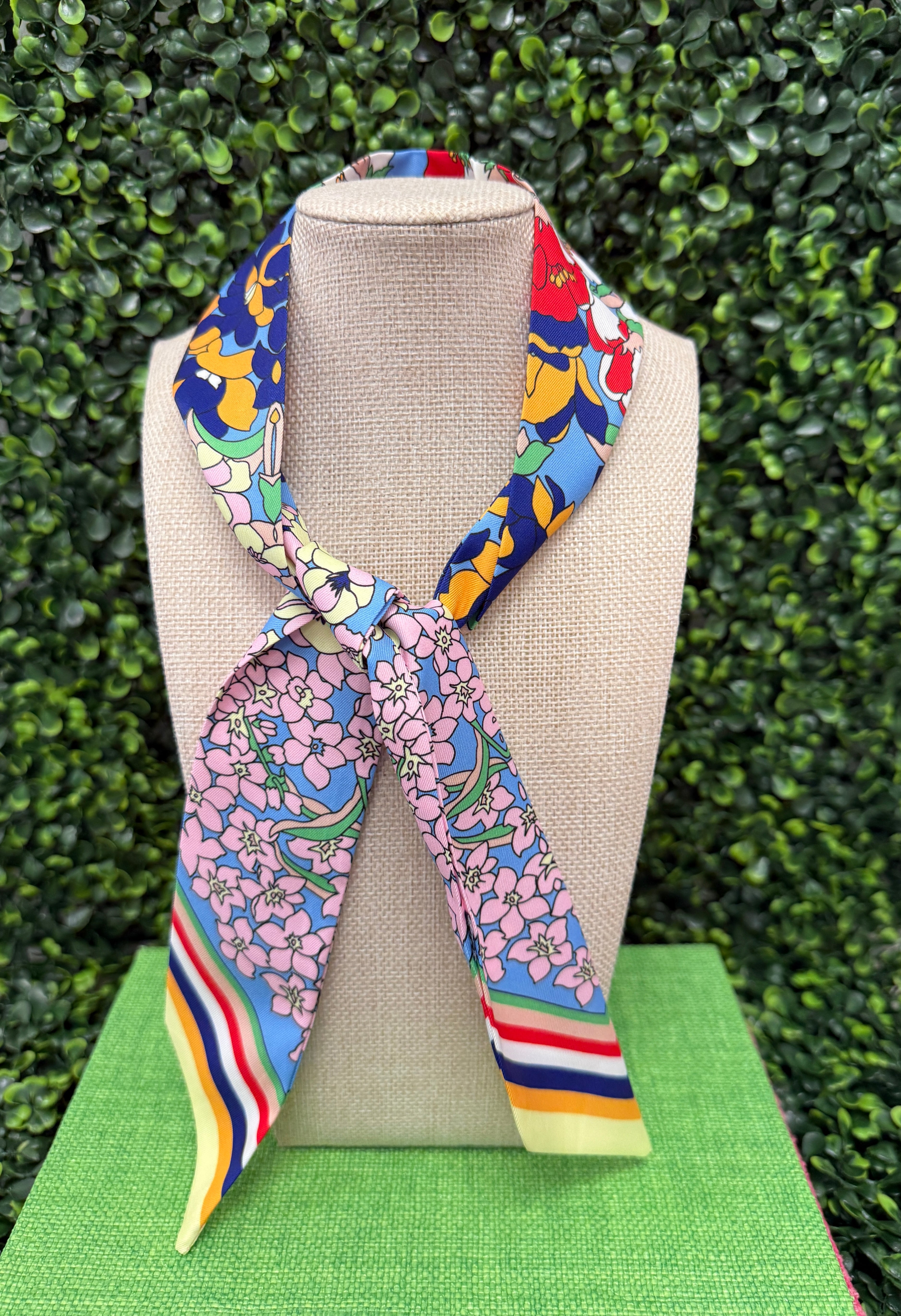 Charm Bar Twilly Scarf