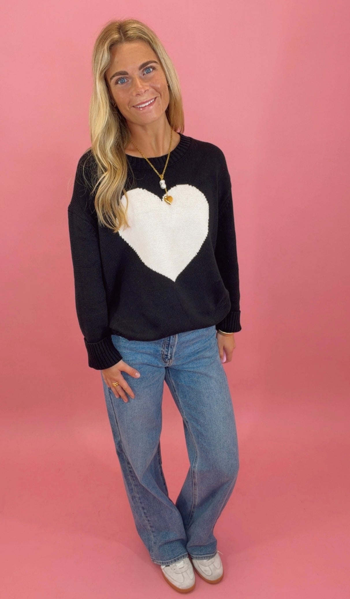All the Love Sweater (black)