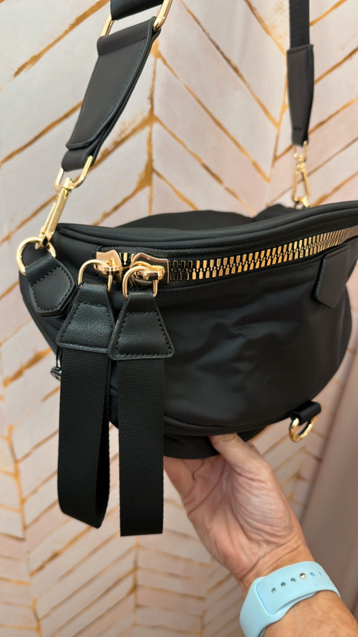Nylon Fanny Pack (black)